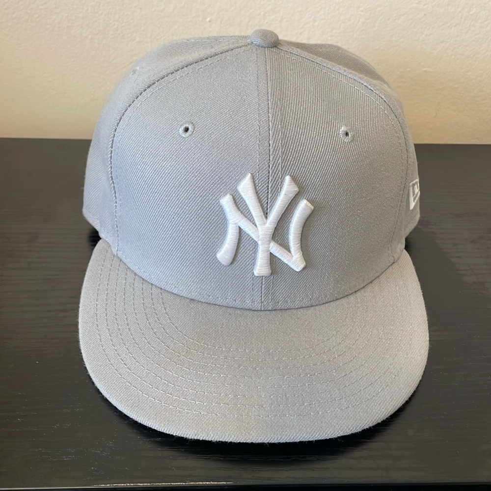 (Gray) NY Yankees Fitted